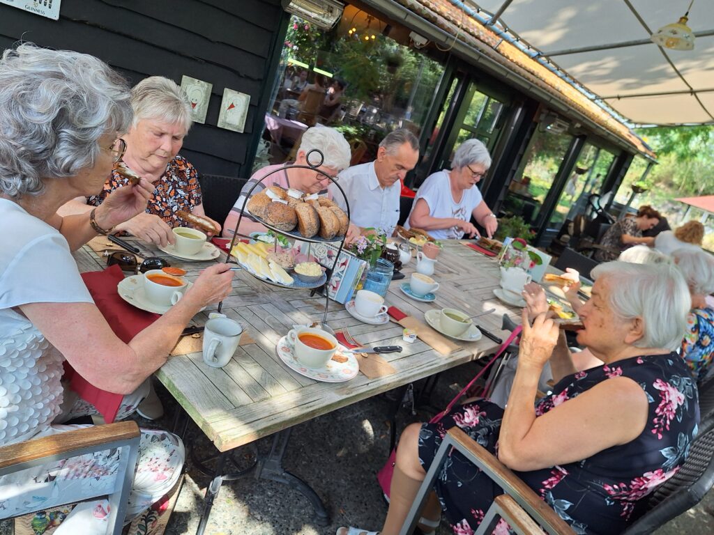 Lunchen bij Theeschenkerij “Hof van Schoor ” in Nederweert d.d. 28-08-2024